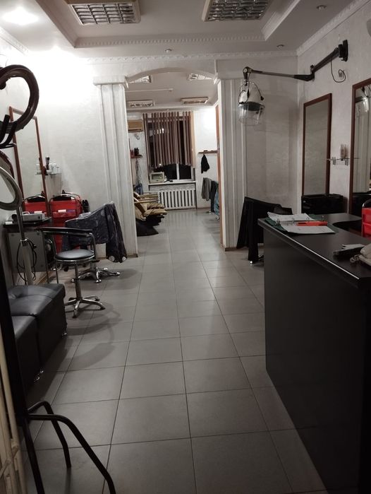 Продам салон красоты в центре