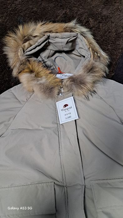 Женский куртка сифати яхши.Фирминни