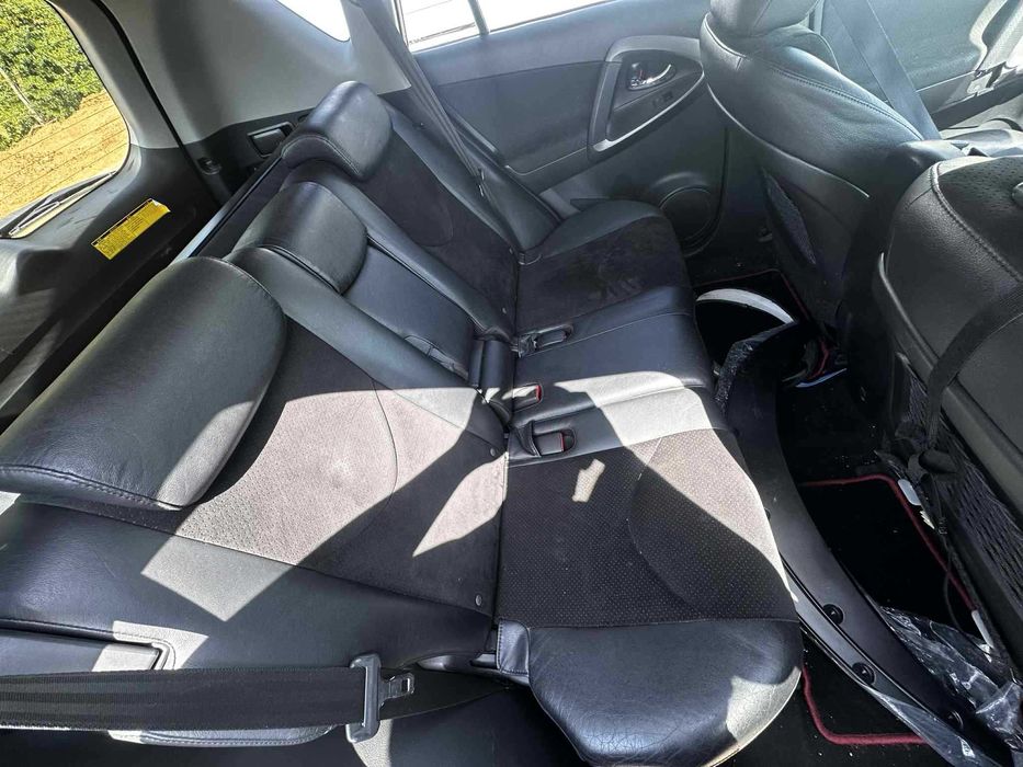 На части Toyota RAV4, 2. 2 D-4D (150 к. с. ),