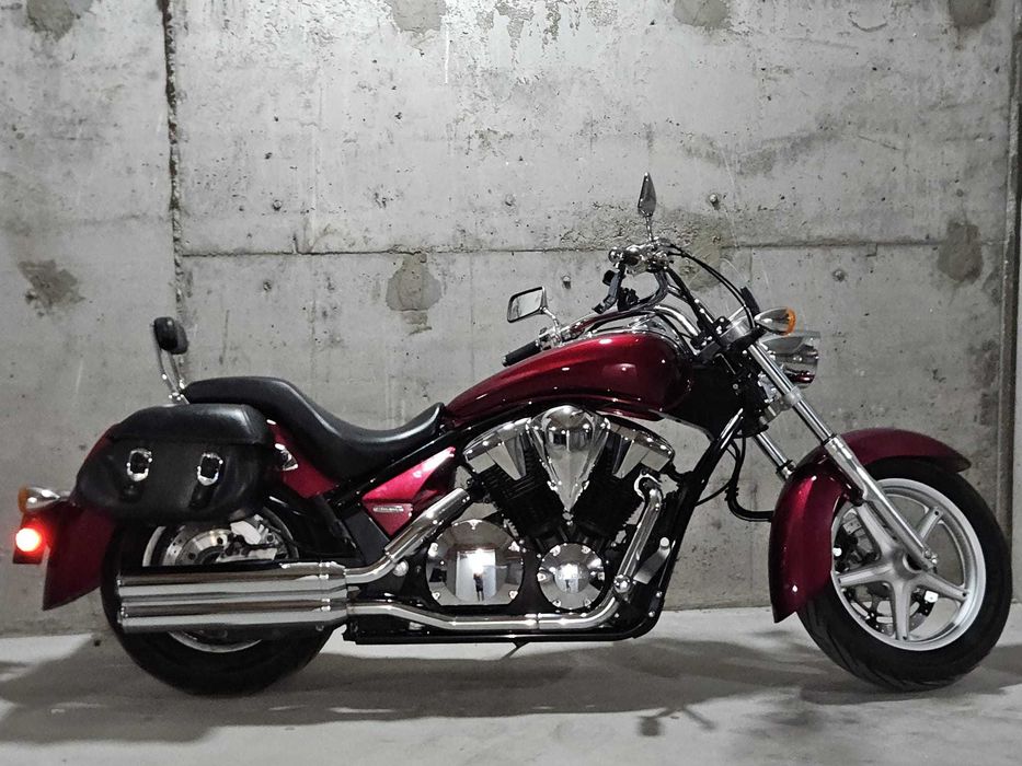 Motoyard vinde Honda Stateline 1300 ABS