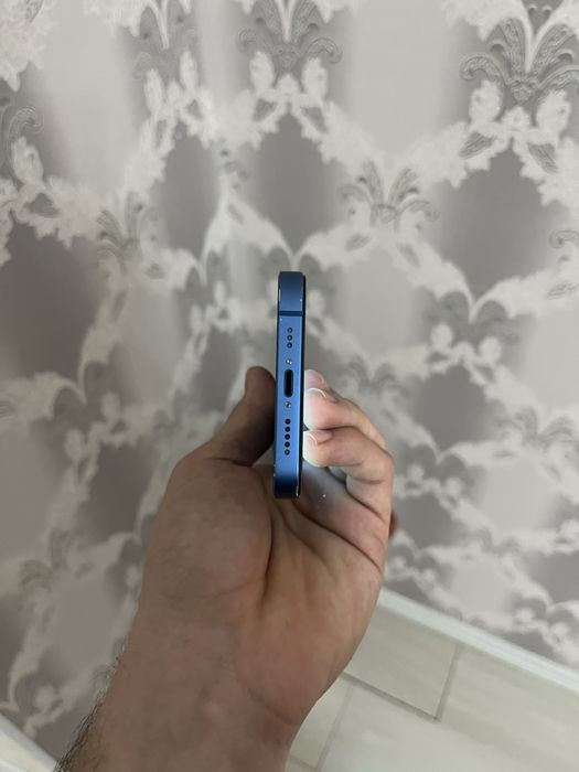 Продамм айфон 13