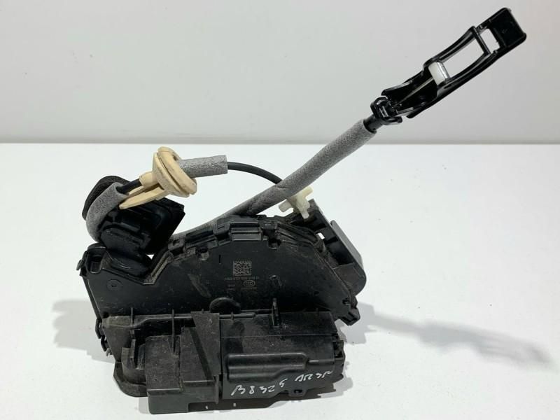 Broasca usa dreapta spate Volkswagen Passat B8 5TA839016D Break