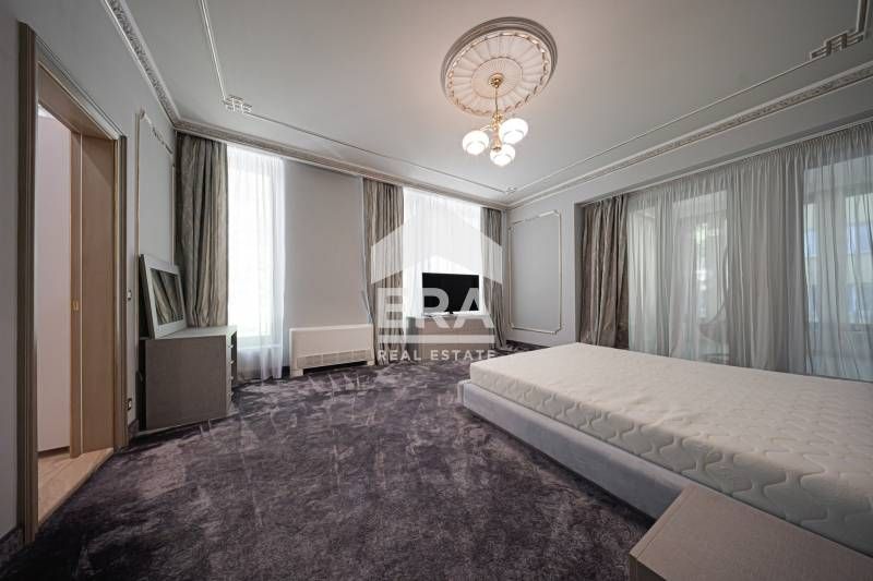 Дава се под наем Многостаен апартамент в София, Иван Вазов - 450 кв.м за 7480.68 € - Снимка #10