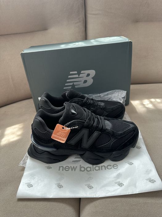New Balance 9060 “Triple Black Suede” 40