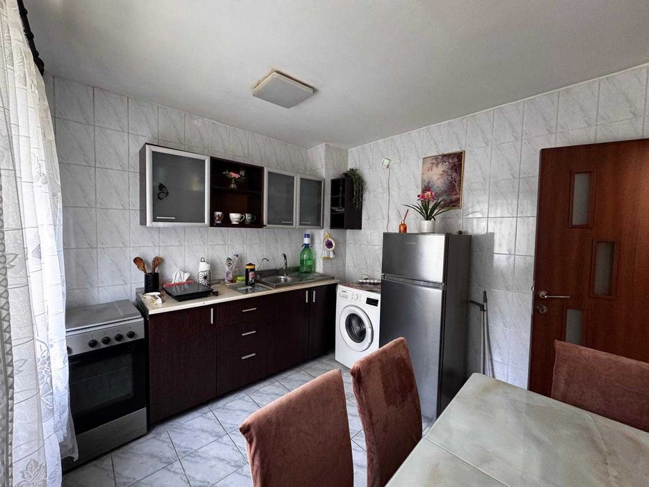 Garsonieră foarte spațioasă, 41 mp + balcon și aer condiționat | Strada Orșova | Etaj 1