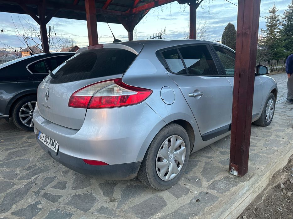 Vând Renault Megane III