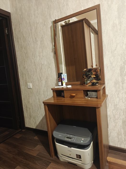 Продам спальный гарнитур и шкафы