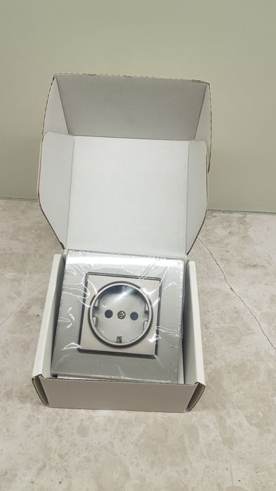 Стъклени контакти