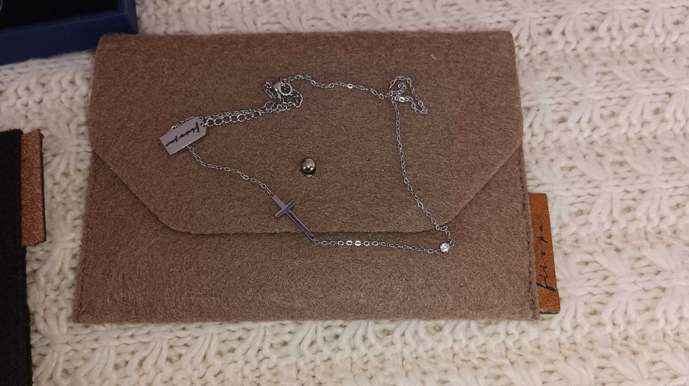 Колиета Flicka и Swarovski