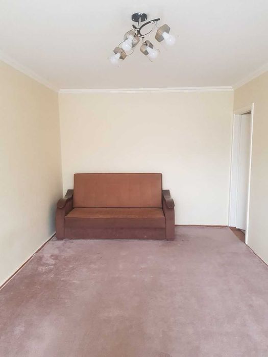 Продам свою 2-х ком кв Учтепинский р. фархадский рынок Г9А дом 1