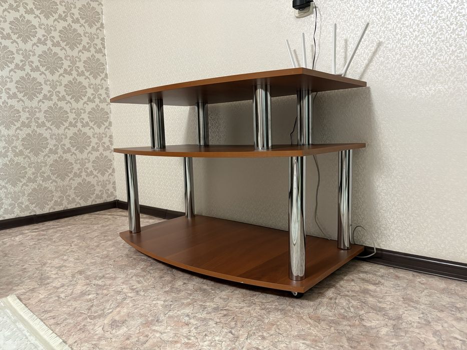 Тумба под телевизор