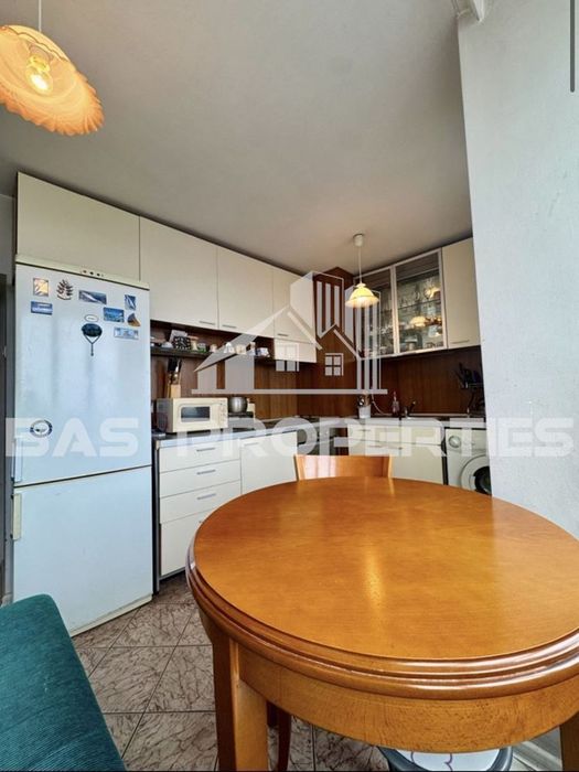 3-стаен в София-Младост 1 площ 96