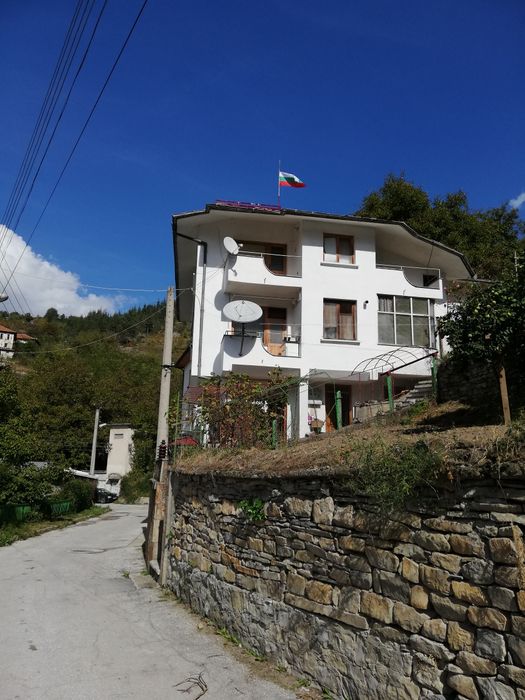 Къща Смолян кв. Устово