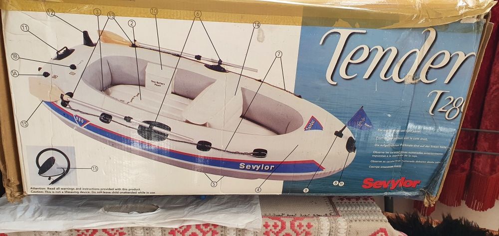 Hадуваема лодка с помпа и гребла Sevylor