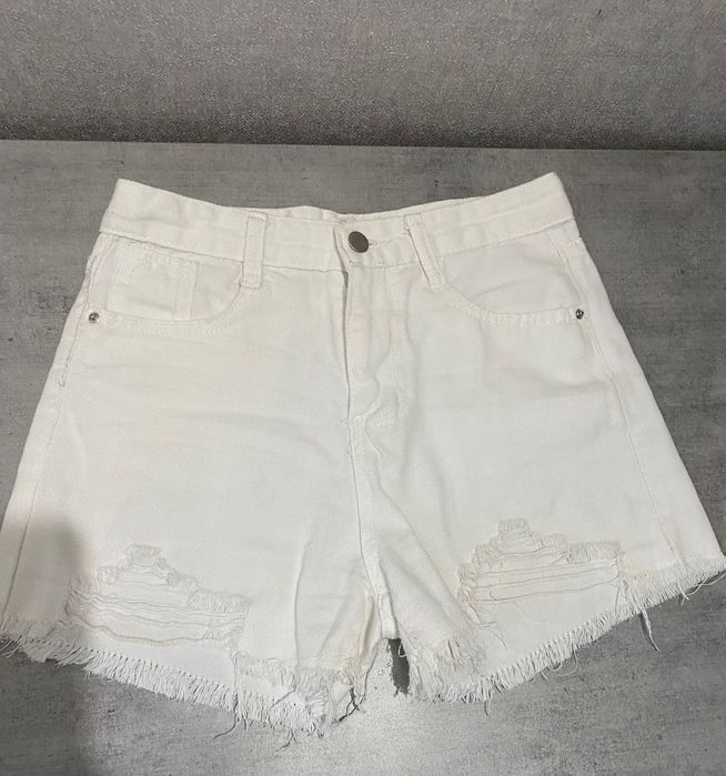 Одежда в отличном состоянии