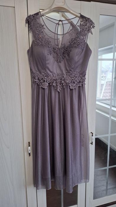 Rochie midi cu perle