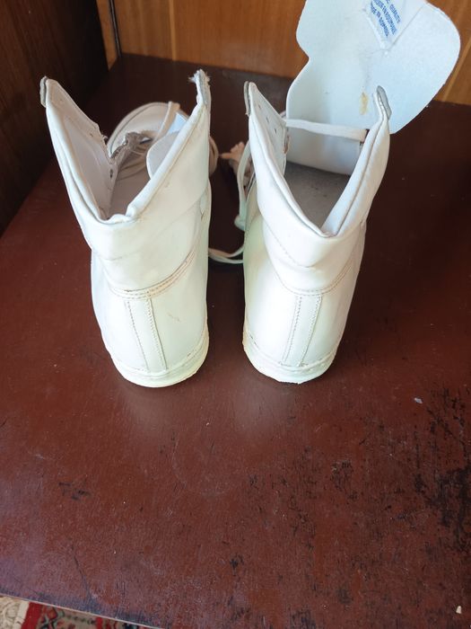 Noi!! Mărimea 43, adidas Rostart,piele ,fabricat la fab Pionierul București,