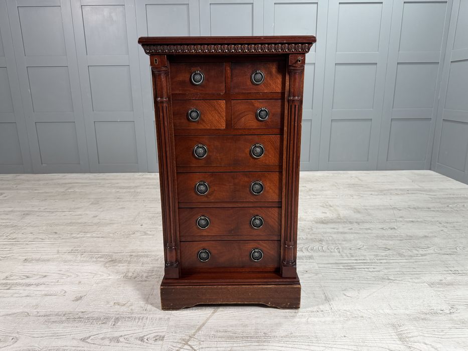 Винтидж, английски, малък скрин масив К066