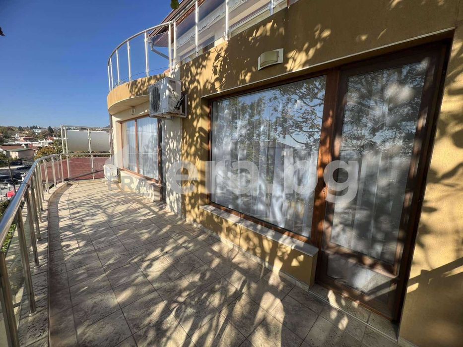 Дава се под наем Двустаен апартамент в Варна, м-т Траката - 77 кв.м за 600 € - Снимка #13