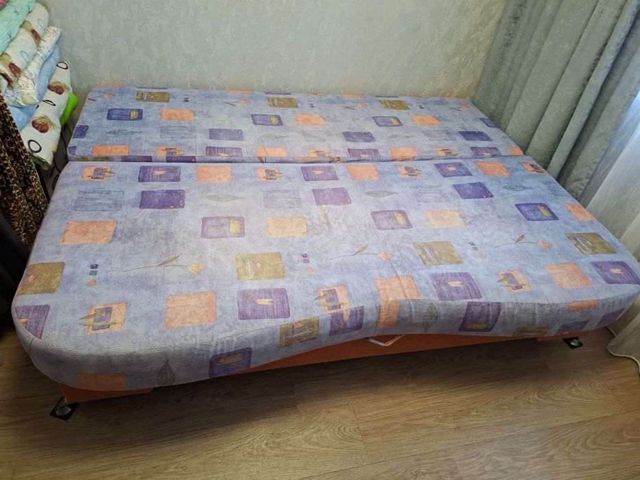 Продам раскладную тахту