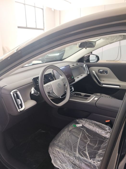 Leapmotrs B01 550 Km Rasmiy Diler 3 - yil yoki 120 000 Km Kafolat