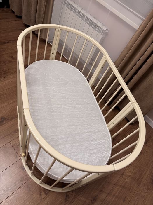 Продам детскую кроватку