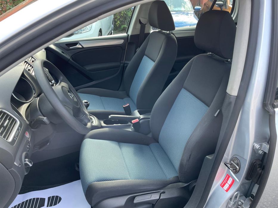‼️Volkswagen Golf Bluemontion an de fab 2012 cu motor de 1,6 tdi 90 cp‼️