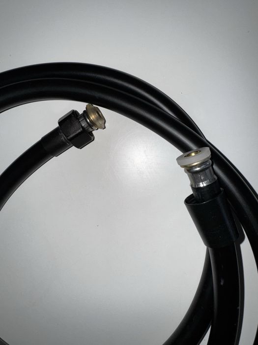 Furtun dus negru 2 m nou