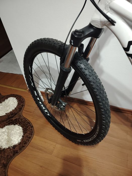 Bicicletă Specialized