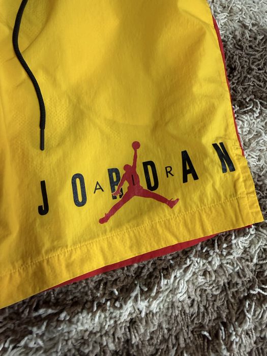 Jordan къси панталони (Размер М)