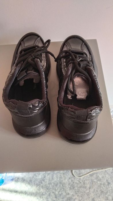 Продам мужские ботинки 41 размер