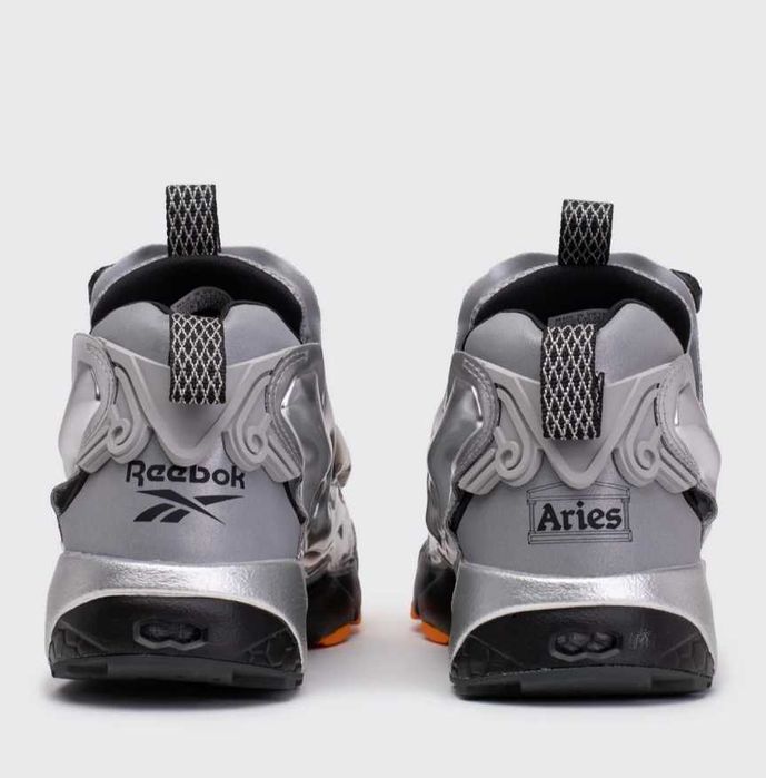 Reebok Fury Aries 42 & 44 100% original