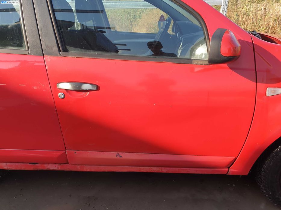 Usa Usi Portiera Portiere Dreapta Fata cu Imperfectiuni Dacia Sandero 1 2008 - 2012 Culoare OV210 [K8556]