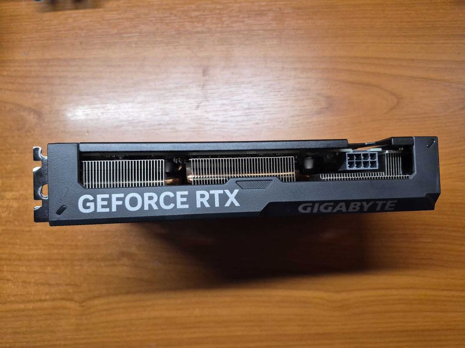 Placa video Nvidia Gigabyte GeForce RTX 4060 Ti Windforce OC 16GB (Rezervat!)
