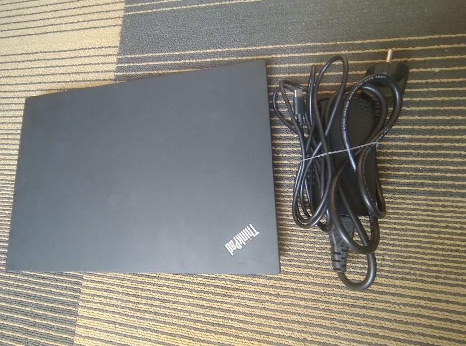 Лаптоп Lenovo T490 I5-8365U 32GB 256GB SSD NVME FHD Windows 11 PRO