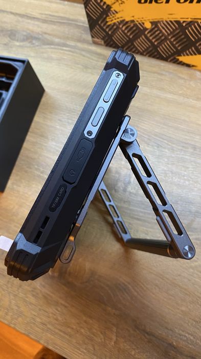 Tableta cu Proiector Ulefone Armor Pad 5 Ultra NOU!