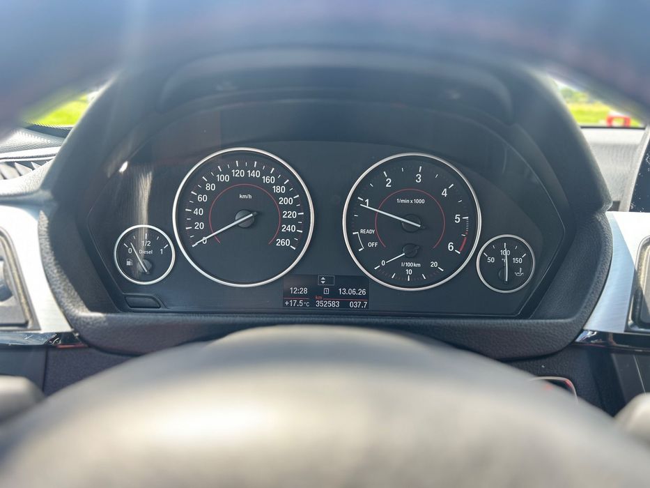 BMW Seria 3 2012 — imagine 12