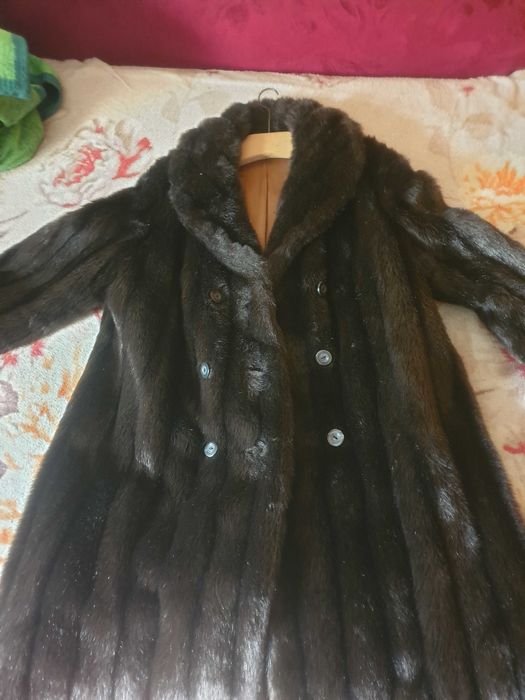 Haina blana  marime xl ( 46-48)