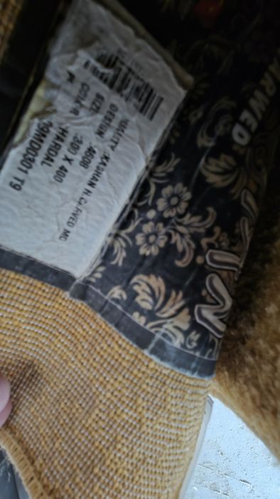 Продам палас в хорошем состоянии.