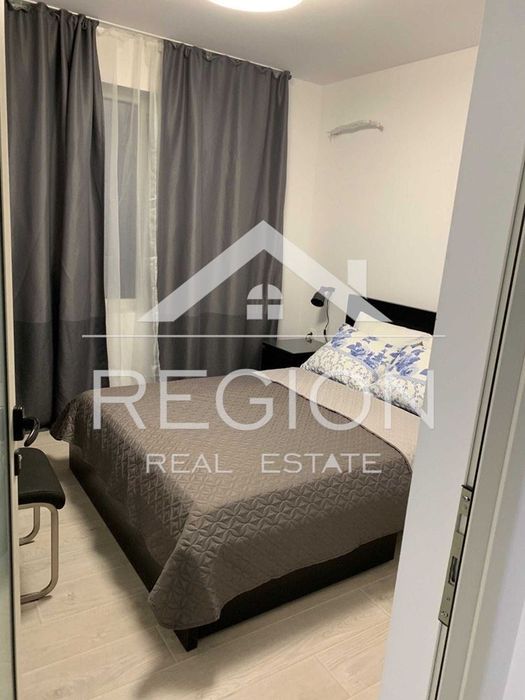 Дава се под наем Тристаен апартамент в Варна, Бриз - 75 кв.м за 1000 € - Снимка #4