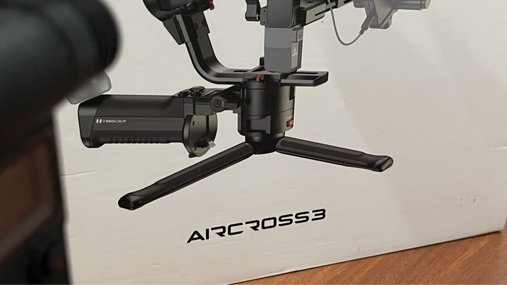 Sony zv e10 сатамын/продам