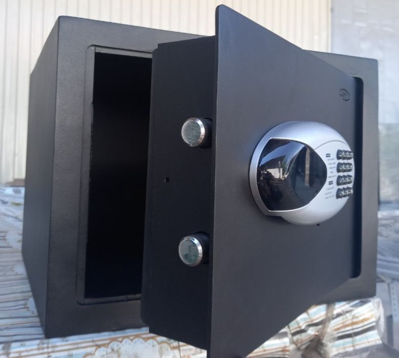 Сейф электронно кодовым замком автомат. SKZ30-40-30UZMM