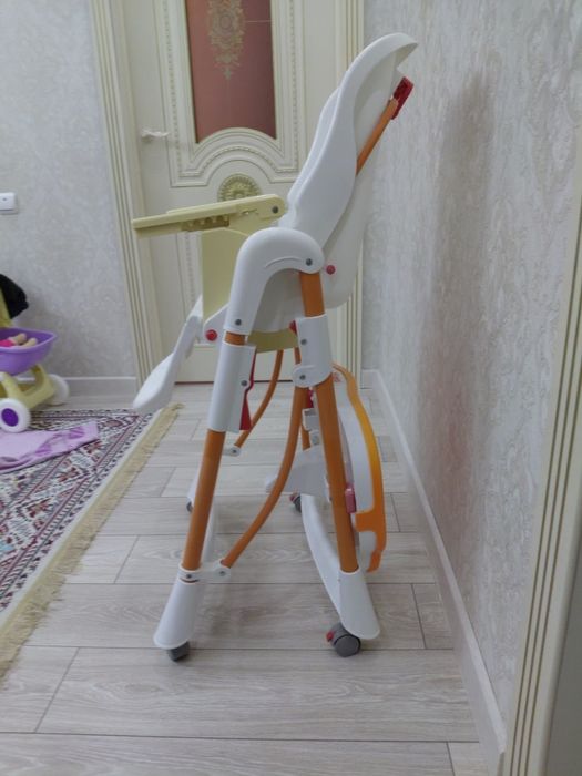 Стол детский для питания