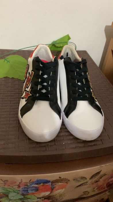 Дамски обувки Guess