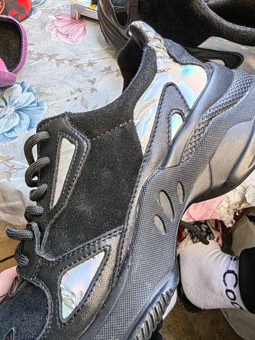 Лот  Adidas  и Daris дамски маркови маратонки.