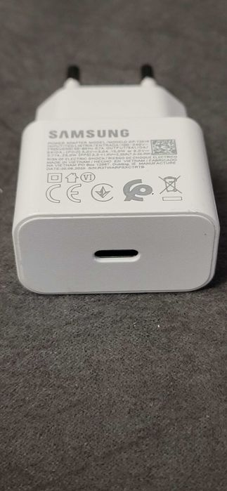 SAMSUNG 25W Incarcator Rapid Usb C  Alb 5V-3A  fuctional