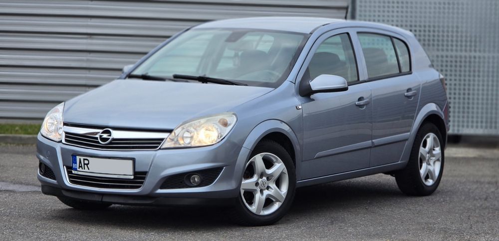 Opel Astra H 145000 km diesel