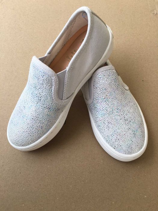 Geox respira сникърси за момиче, естествена кожа