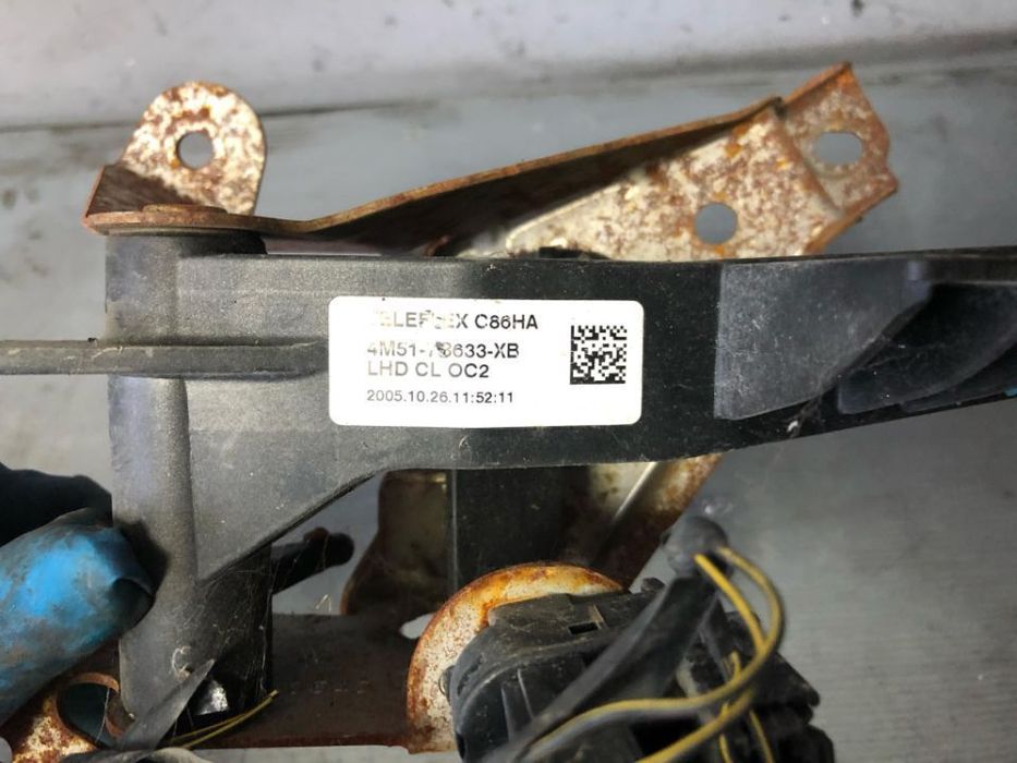 pedala ambreiaj 1.6 tdci ford focus 2