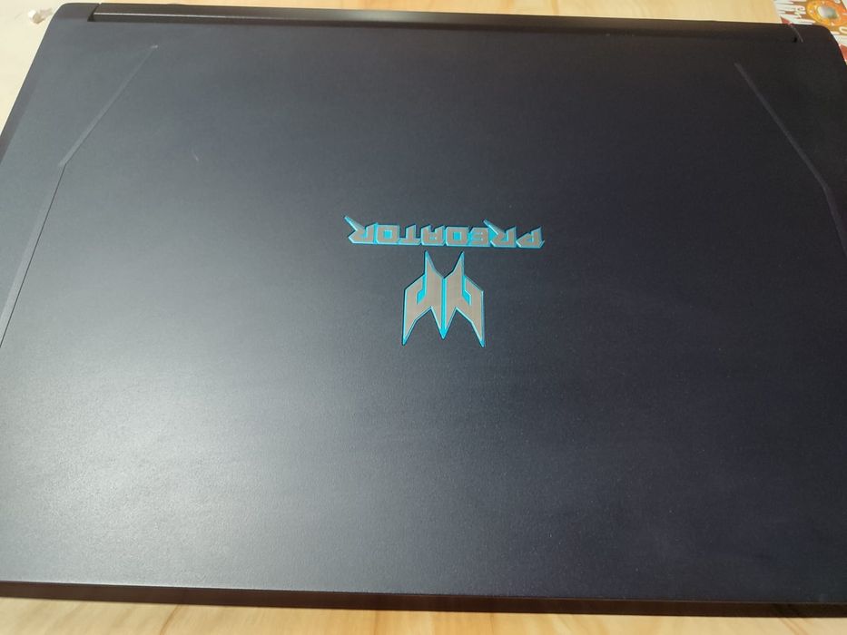 Продам игровой ноутбук Acer